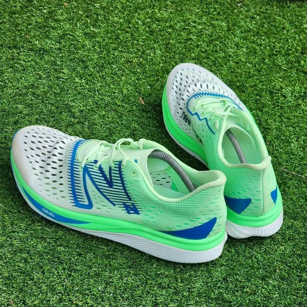 NEW BALANCE PACER 2 - Mens Sneakers - SIZE 12.5D